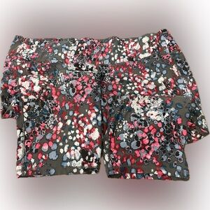 ⬇️lane bryant livi active high rise Capri leggings 34/36